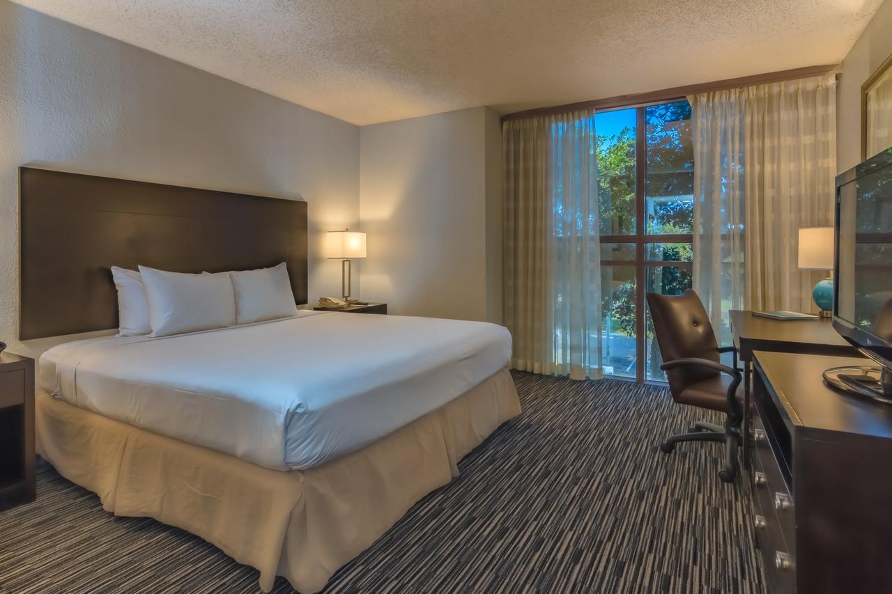 Sawgrass Grand Hotel And Suites Sports Complex Sunrise Exterior foto